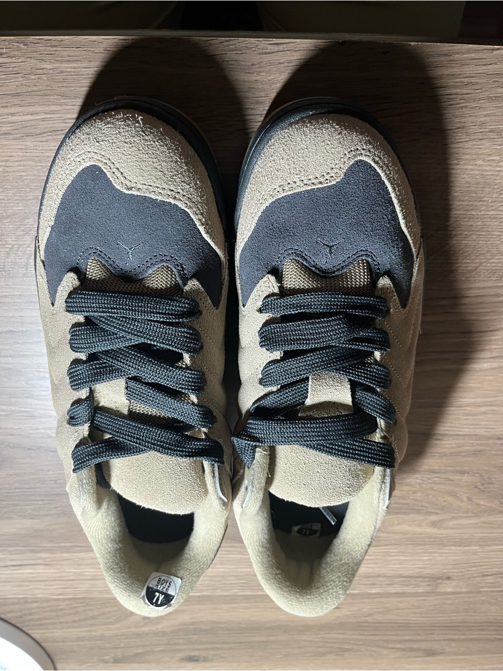 Jordan Men's Sneakers in Beige and Black Suede